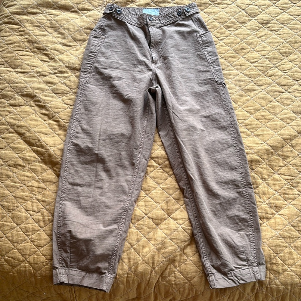 Quince, light weight, balloon pant